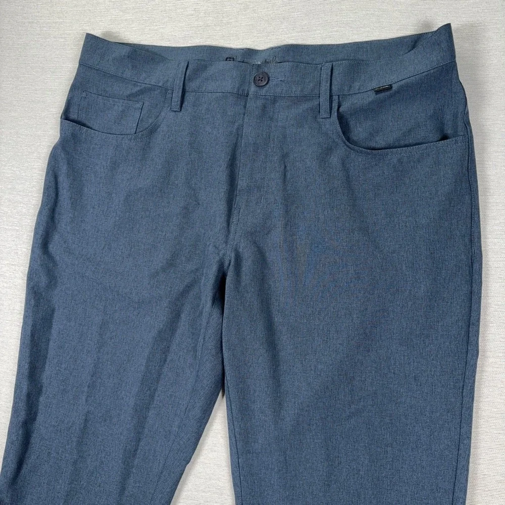 Travis Mathew Open to Close Pants Mens Size 36x30 Blue Polyester Spandex